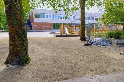 halfverharding schoolplein